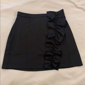 ASTR The Label Black skirt with ruffle design